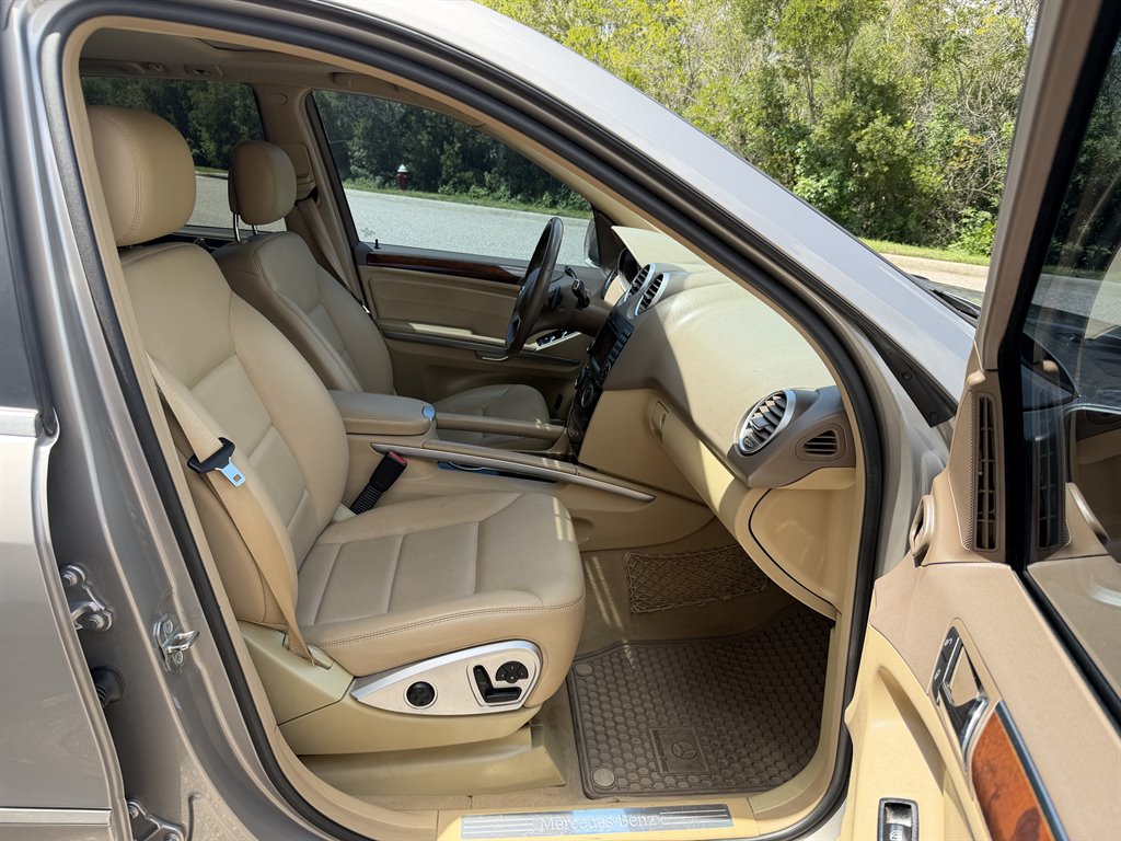 2009 Mercedes-Benz M-Class - $6,999
