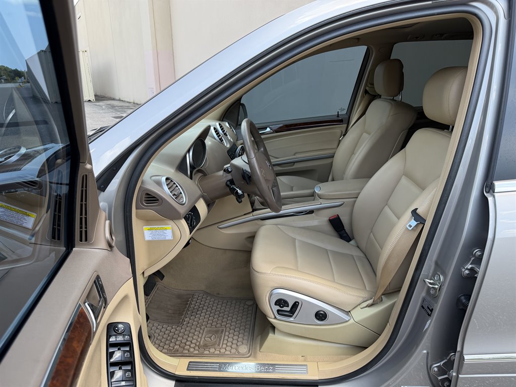 2009 Mercedes-Benz M-Class - $6,999