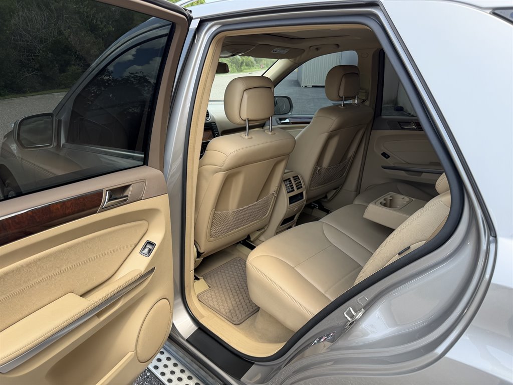 2009 Mercedes-Benz M-Class - $6,999