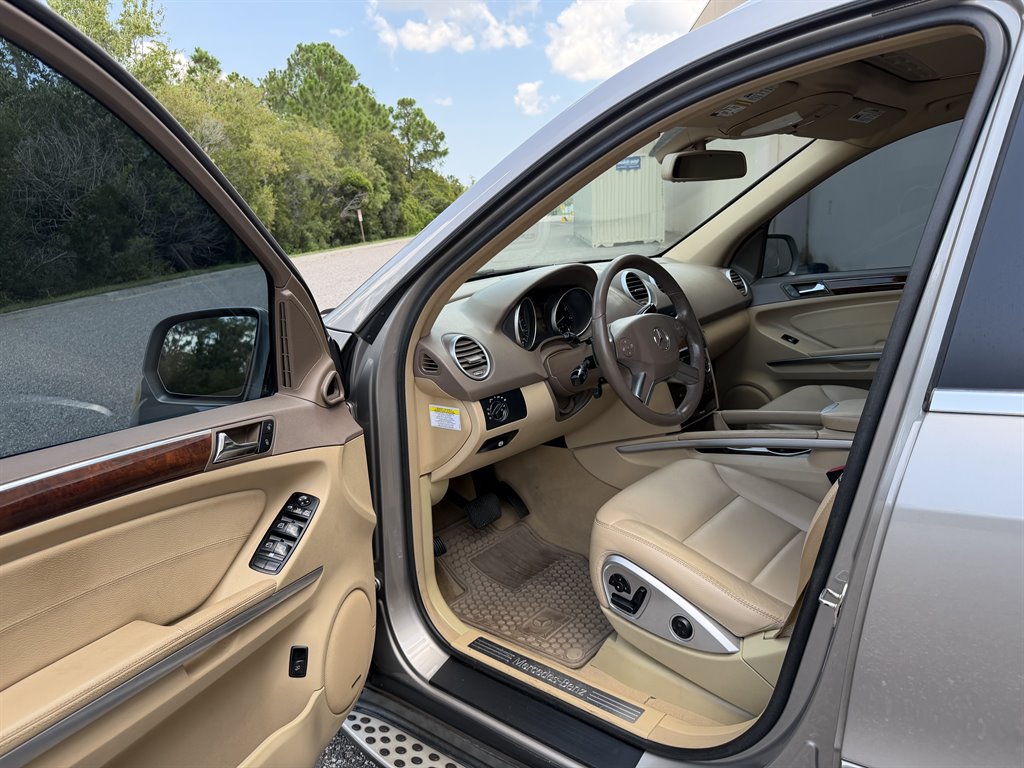 2009 Mercedes-Benz M-Class - $6,999