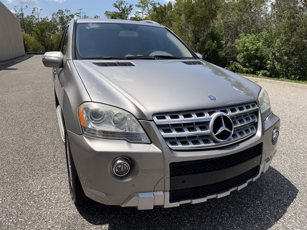 2009 Mercedes-Benz M-Class - $6,999