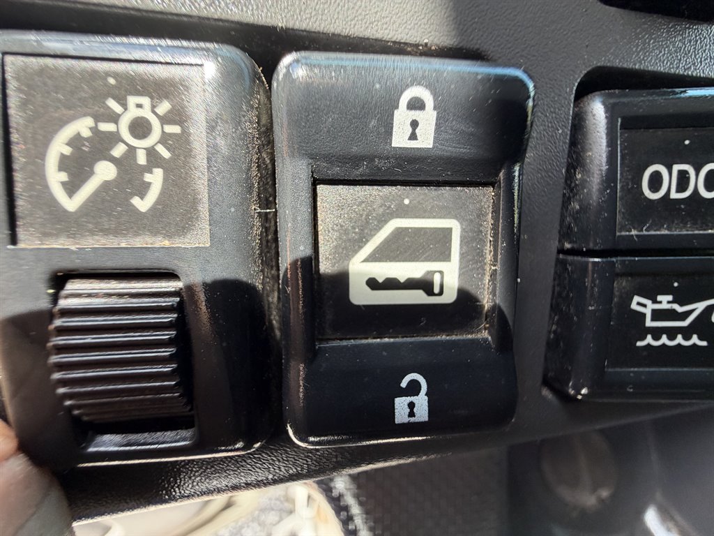 2013 Isuzu Npr/npr-hd - $9,999
