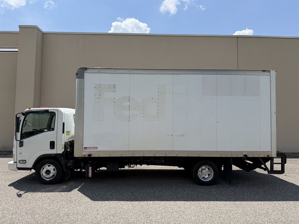 2013 Isuzu Npr/npr-hd - $9,999
