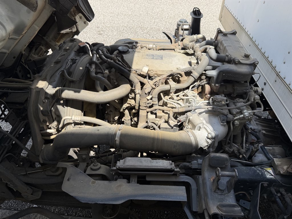 2013 Isuzu Npr/npr-hd - $9,999