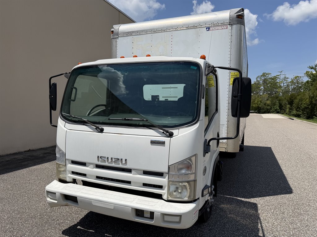 2013 Isuzu Npr/npr-hd - $9,999