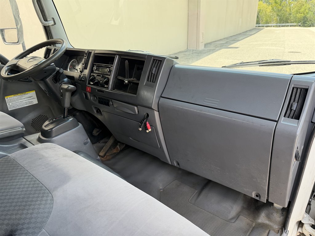 2013 Isuzu Npr/npr-hd - $9,999