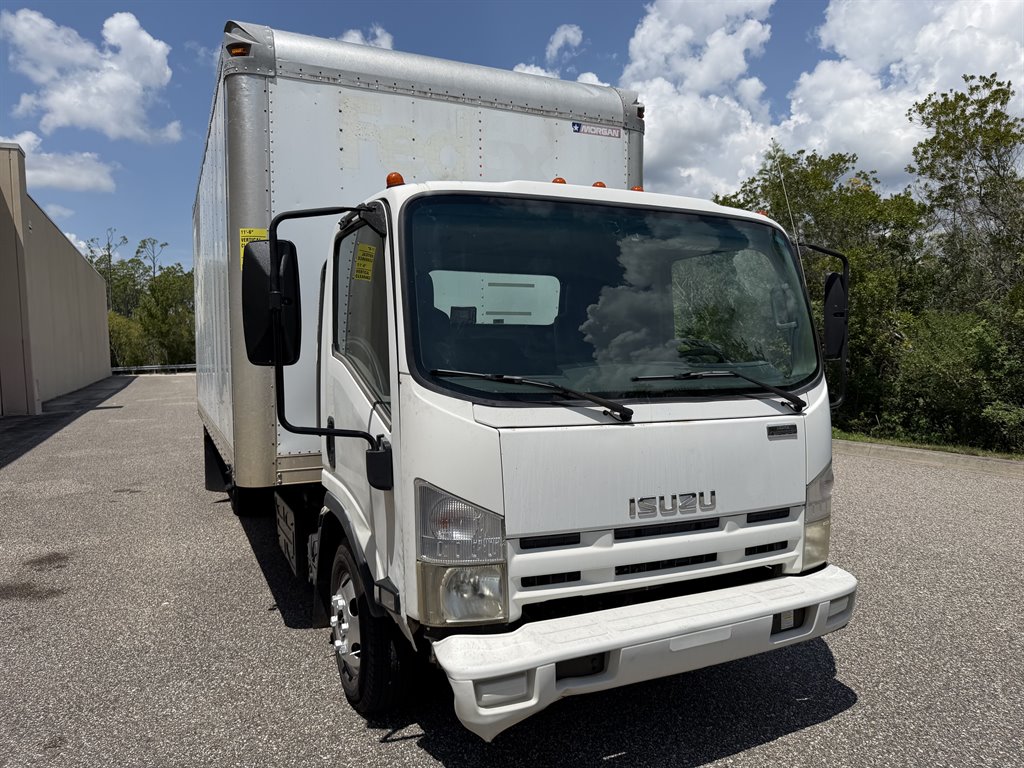 2013 Isuzu Npr/npr-hd - $9,999