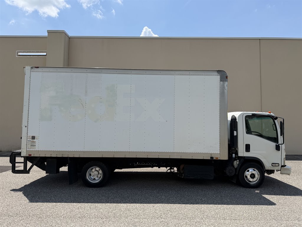 2013 Isuzu Npr/npr-hd - $9,999