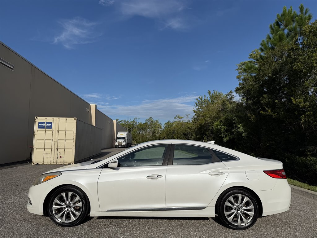 2013 Hyundai Azera - $6,699