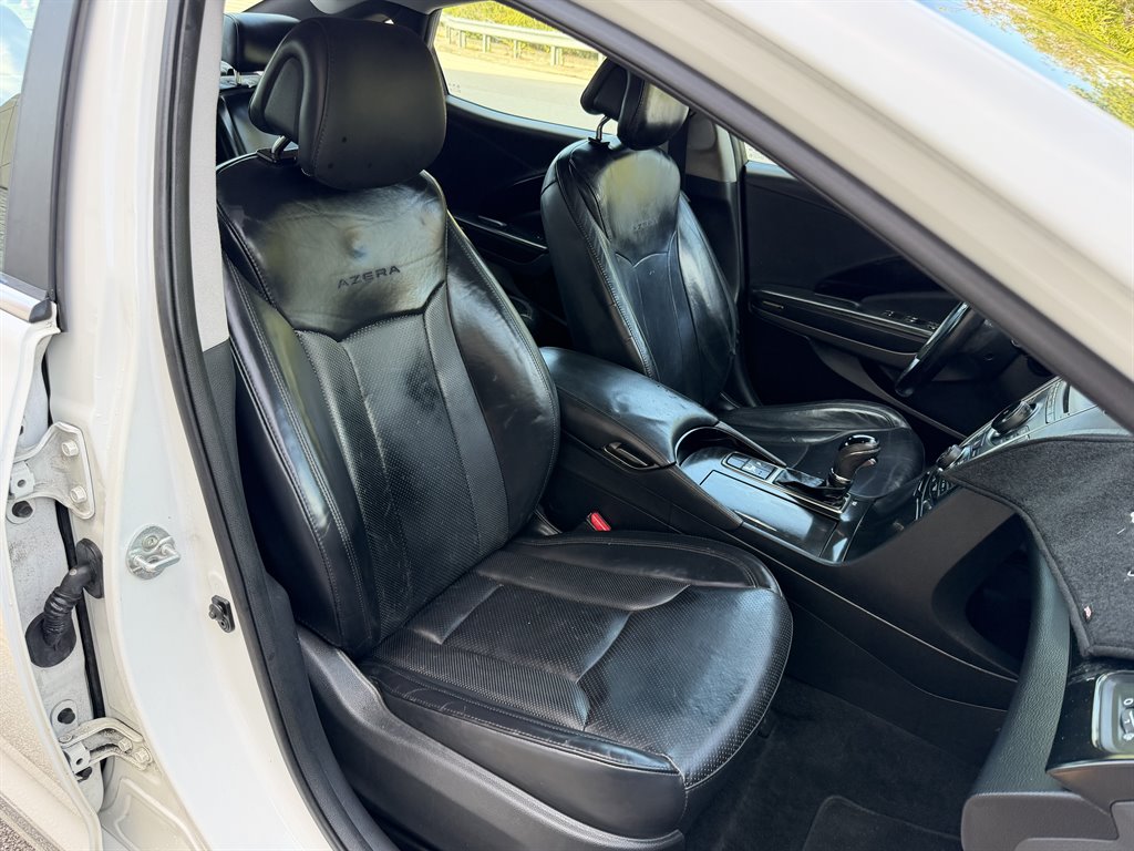 2013 Hyundai Azera - $6,699