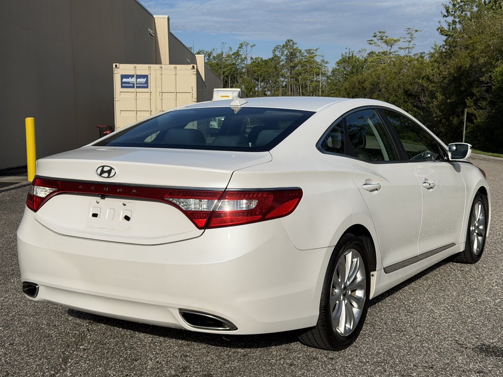 2013 Hyundai Azera - $6,699