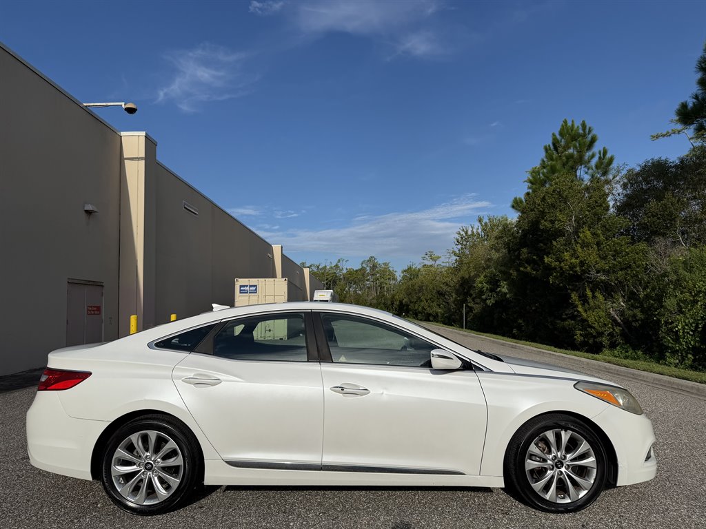 2013 Hyundai Azera - $6,699