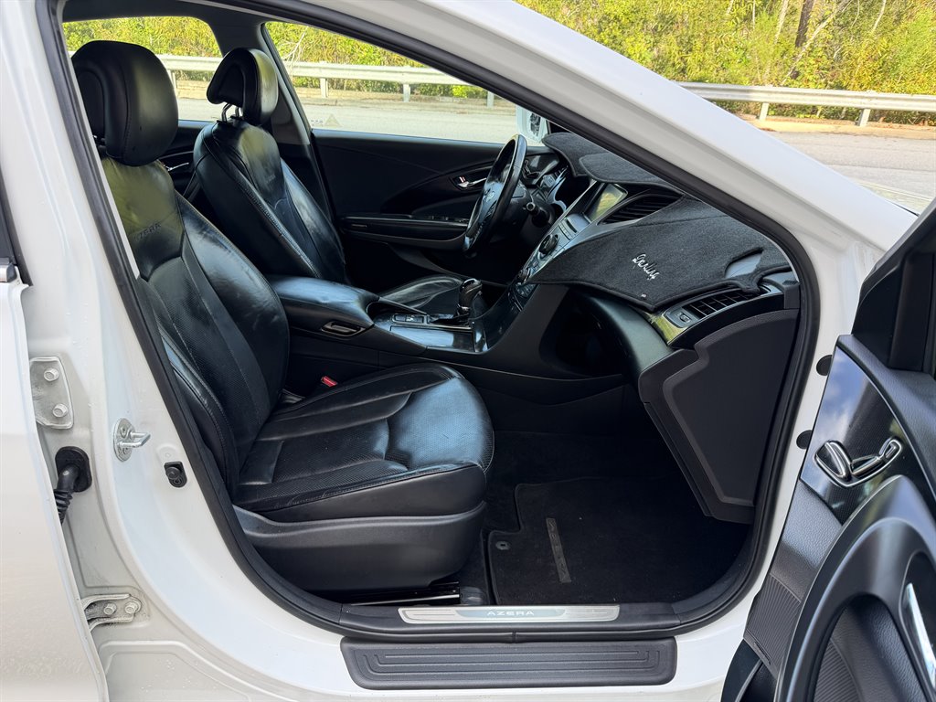 2013 Hyundai Azera - $6,699