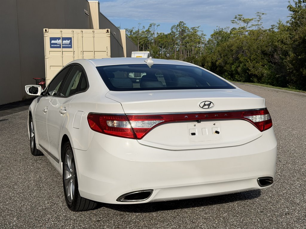 2013 Hyundai Azera - $6,699