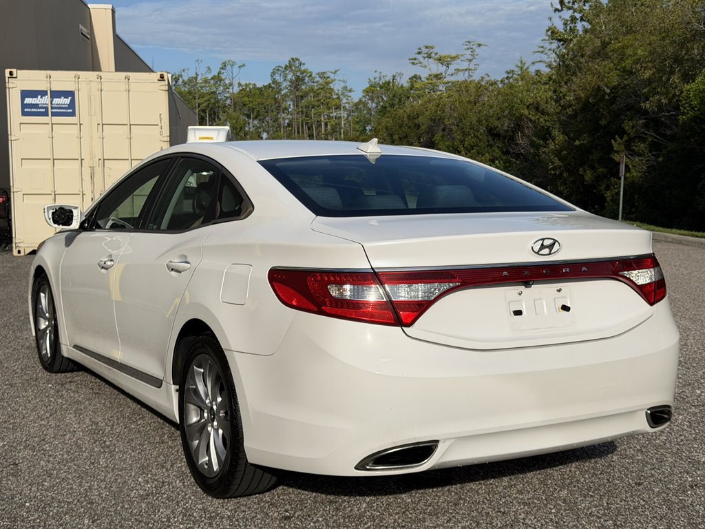 2013 Hyundai Azera - $6,699
