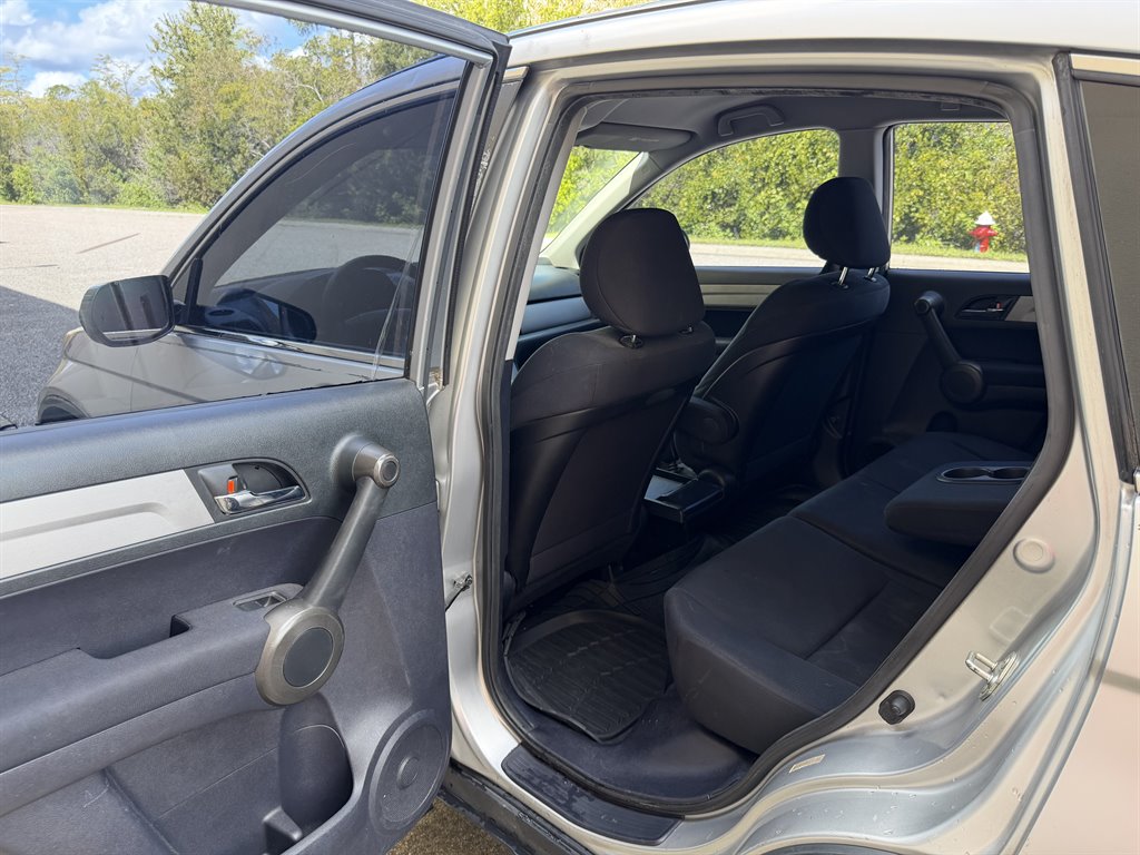 2010 Honda CR-V - $5,699