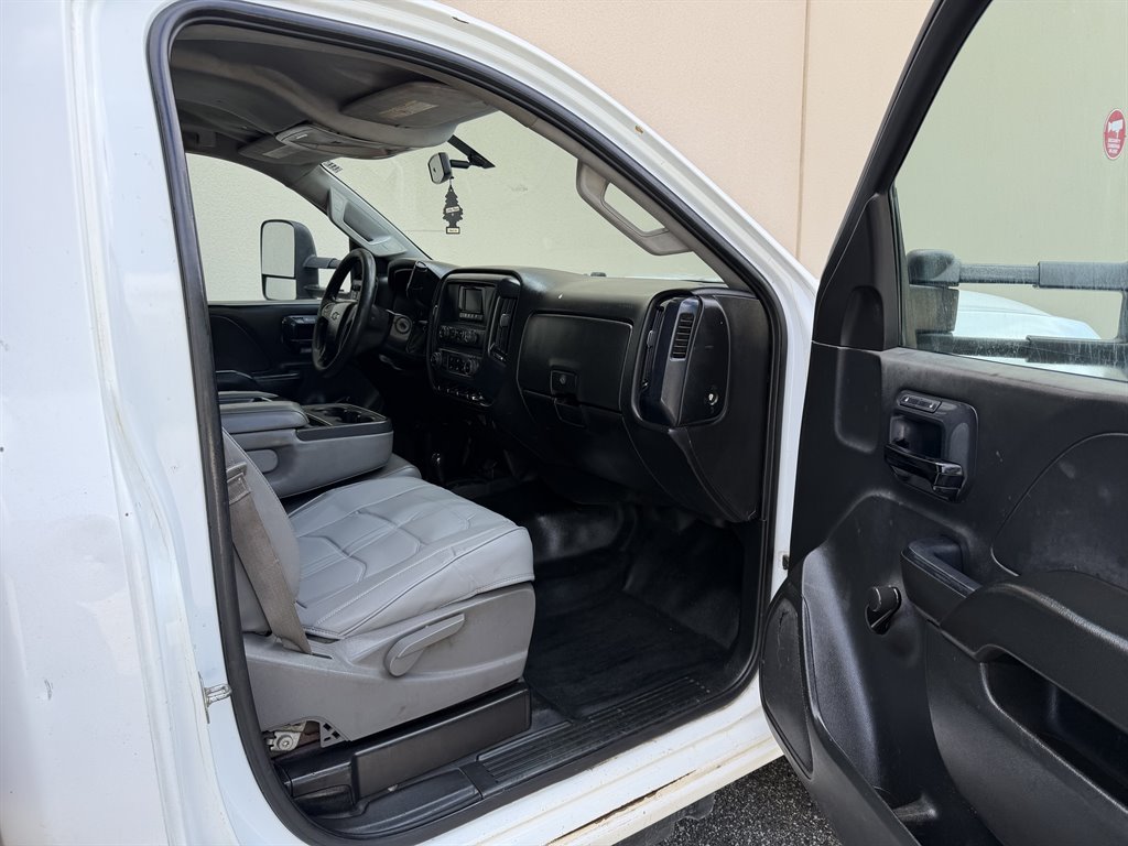 2015 Chevrolet Silverado - $12,999