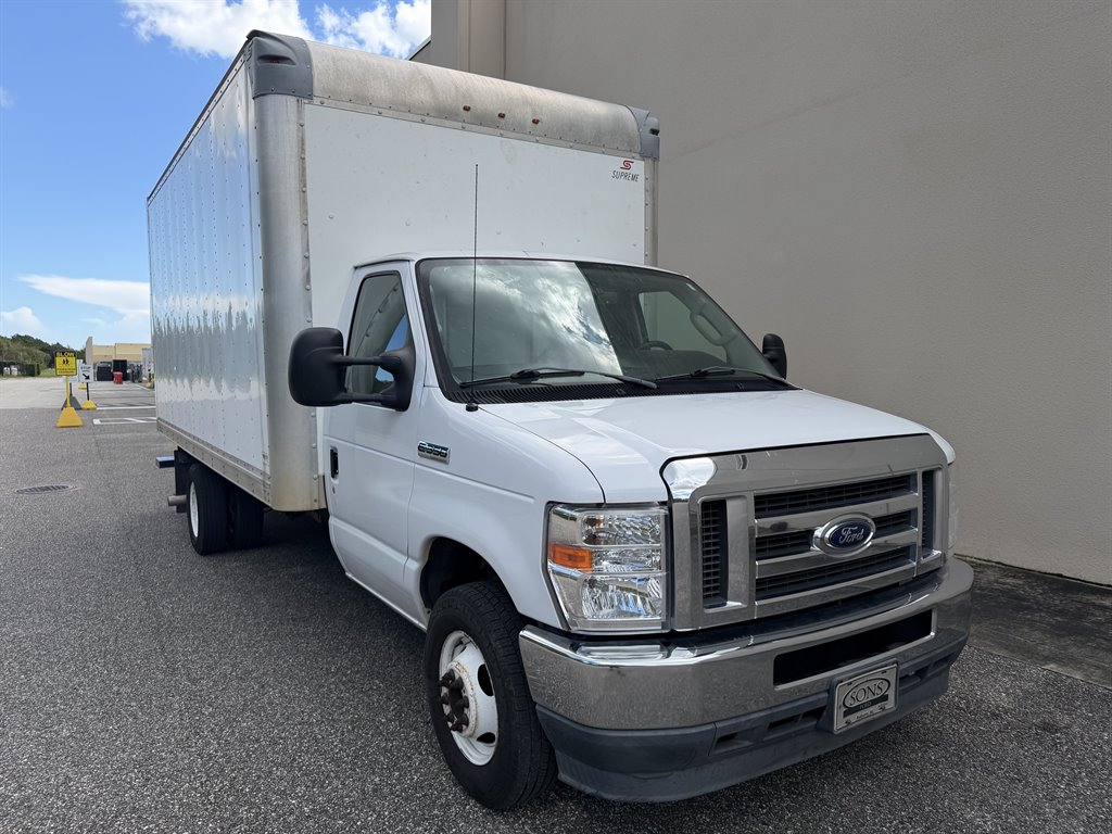 2022 Ford E-350 - $12,999