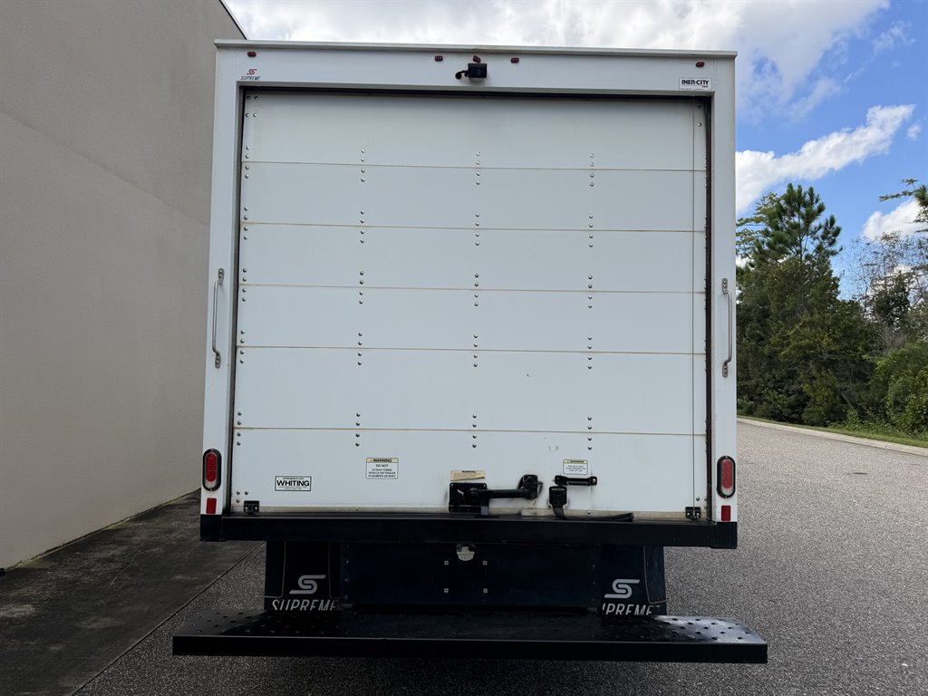 2022 Ford E-350 - $12,999