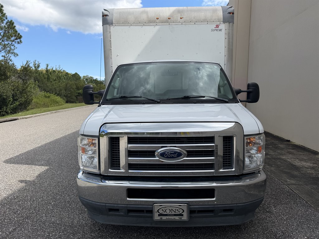 2022 Ford E-350 - $12,999