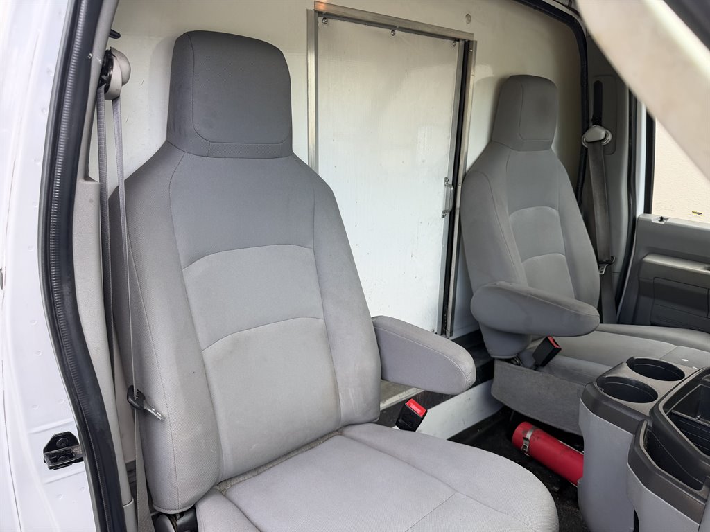 2022 Ford E-350 - $12,999