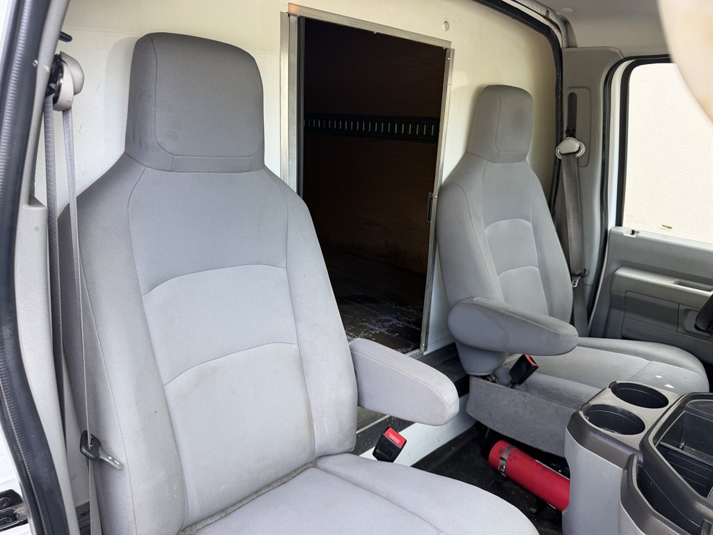 2022 Ford E-350 - $12,999