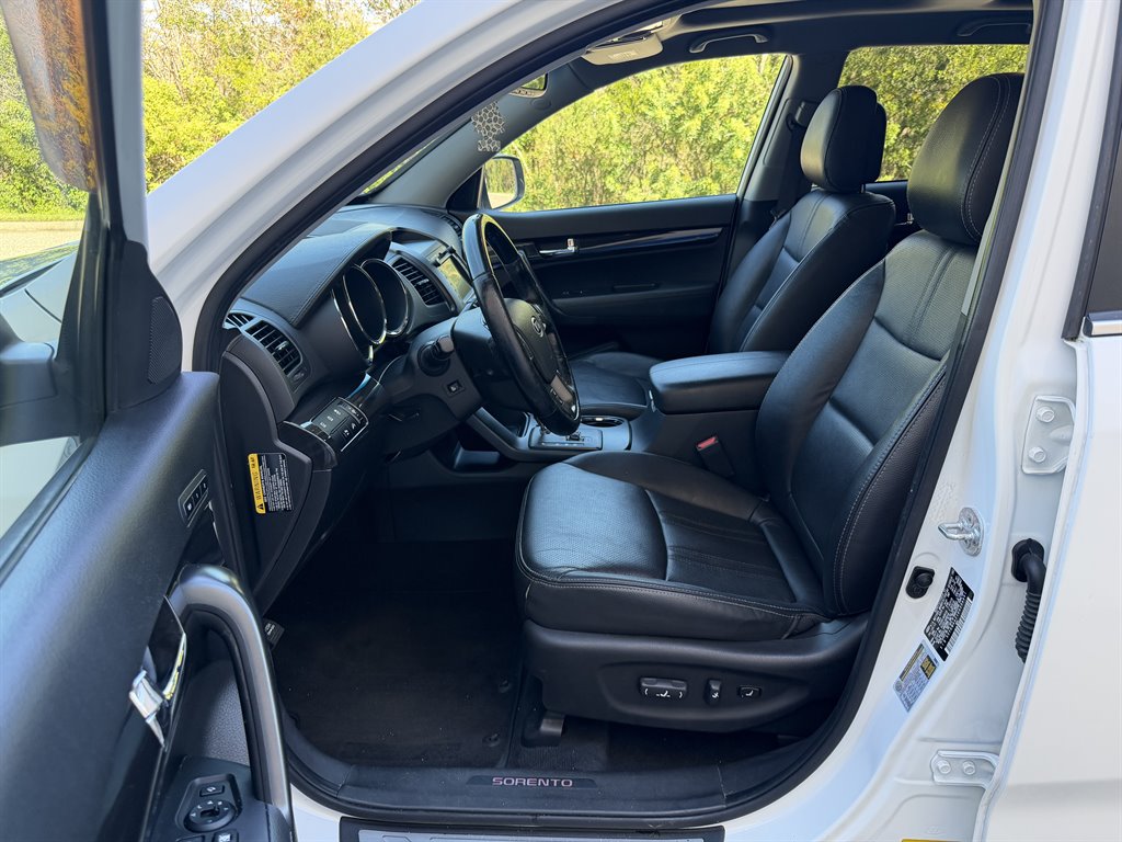 2013 Kia Sorento - $6,999