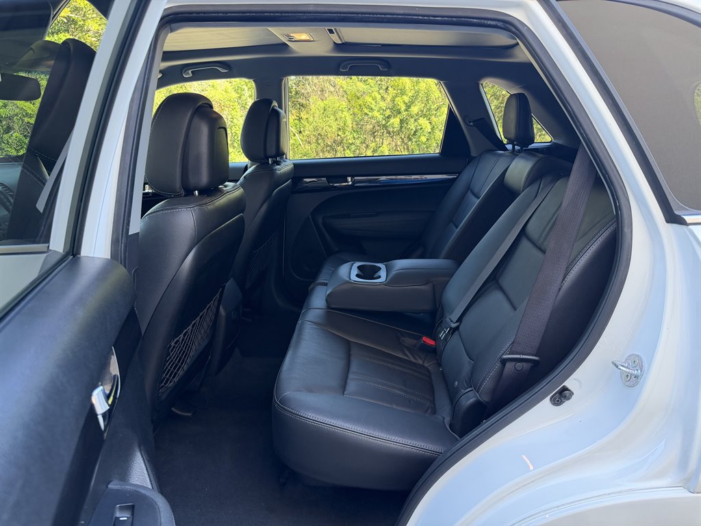 2013 Kia Sorento - $6,999
