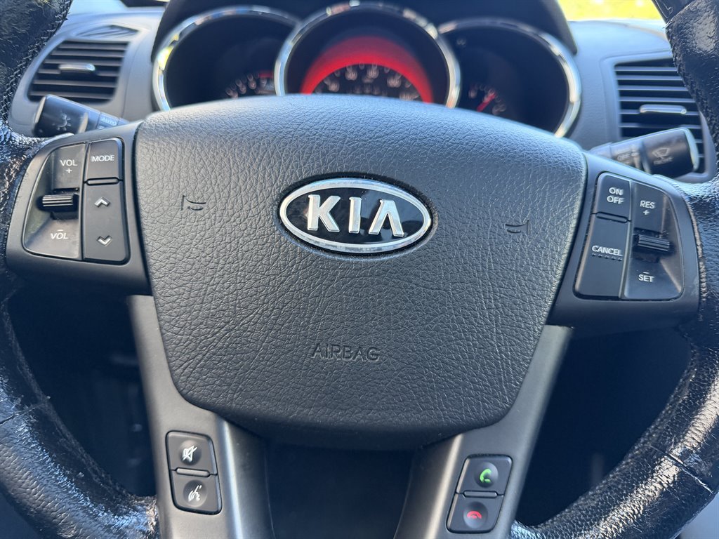 2013 Kia Sorento - $6,999