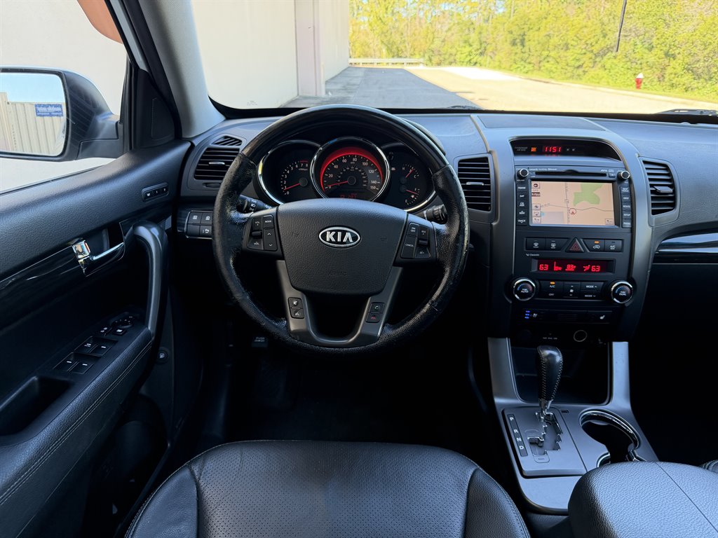 2013 Kia Sorento - $6,999