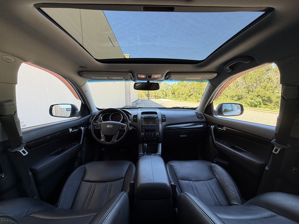2013 Kia Sorento - $6,999