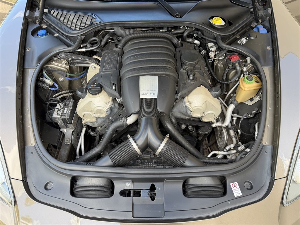 2012 Porsche Panamera - $12,999