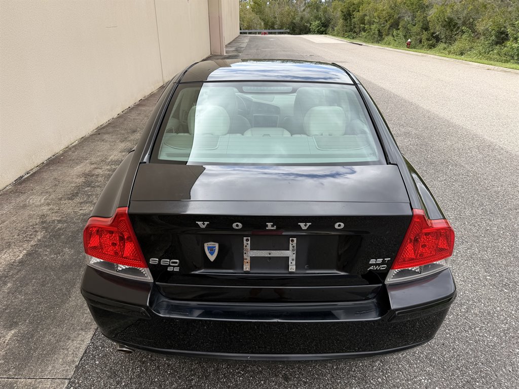 2009 Volvo S60 - $5,999