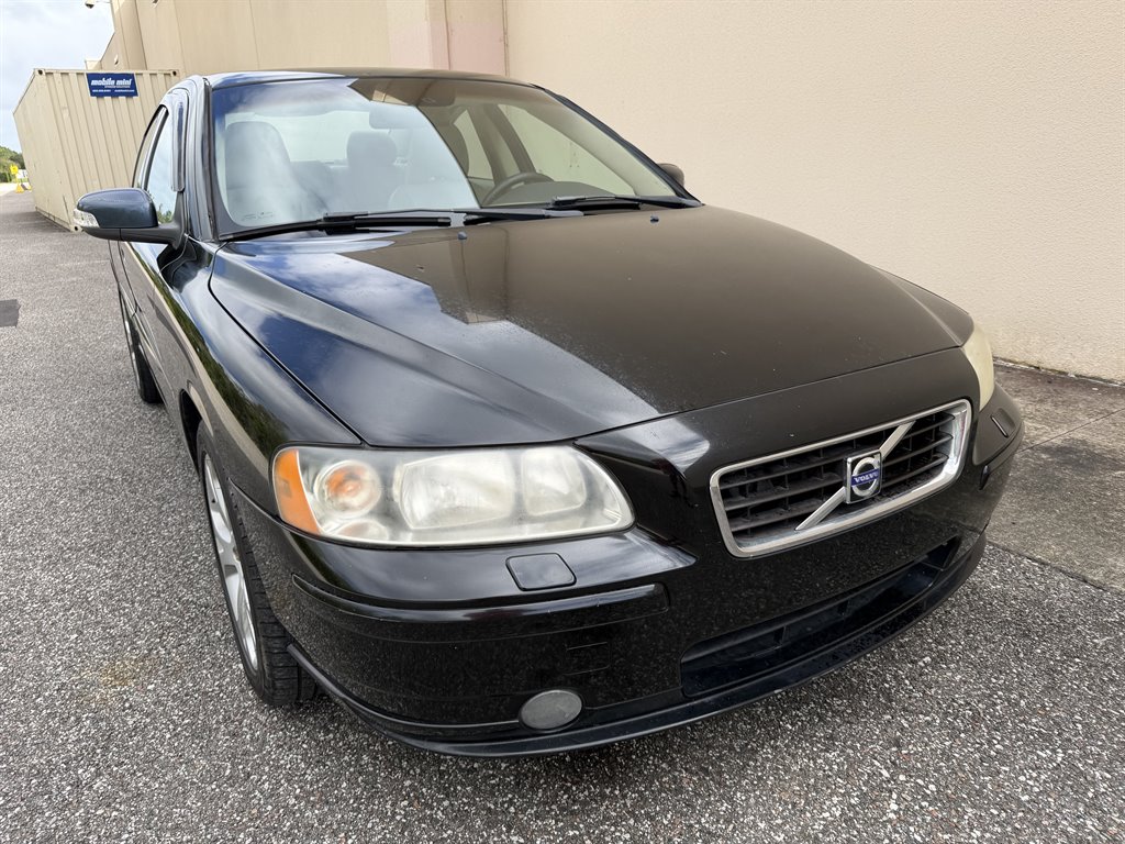2009 Volvo S60 - $5,999