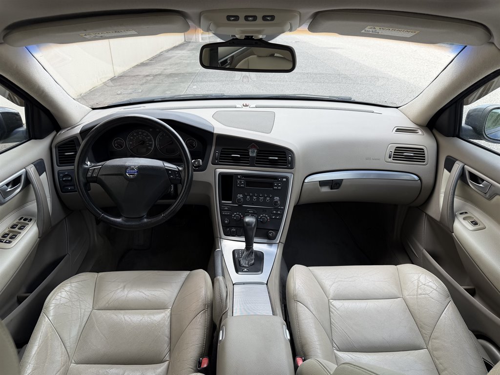 2009 Volvo S60 - $5,999