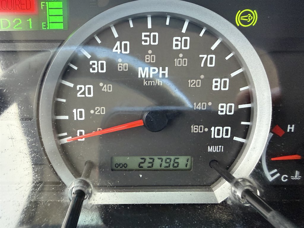 2013 Isuzu Npr/npr-hd - $10,999