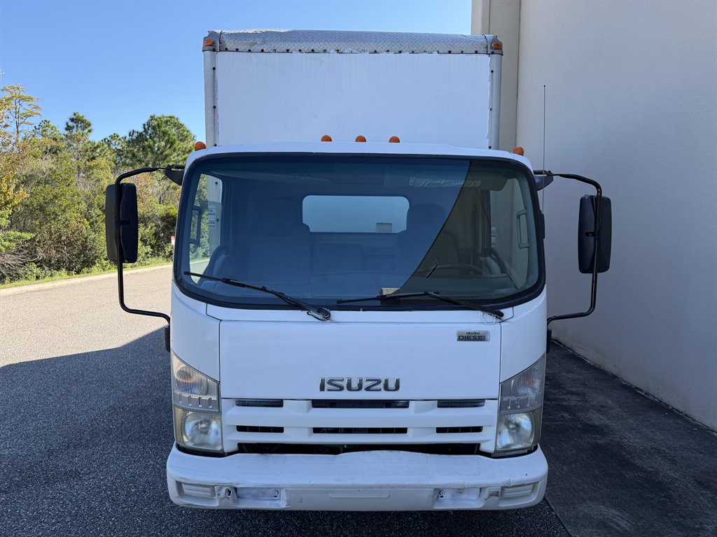 2013 Isuzu Npr/npr-hd - $10,999