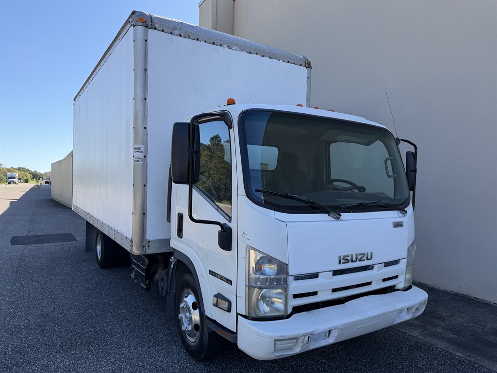 2013 Isuzu Npr/npr-hd - $10,999