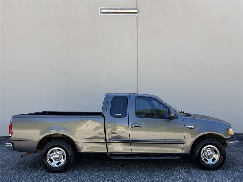 2002 Ford F-150 - $3,199