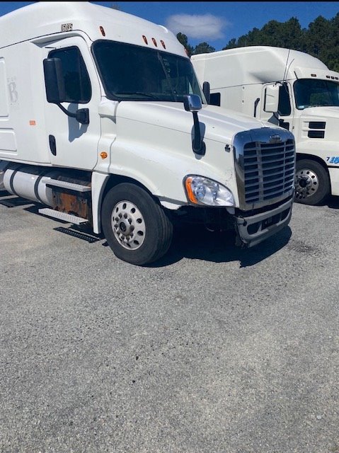 2016 Freightliner Cascadia - $6,259
