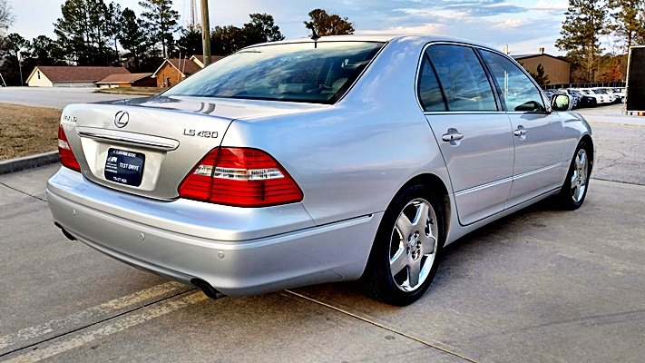 2006 Lexus LS 430 photo
