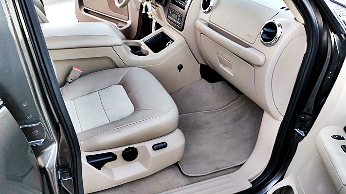 2006 Ford Expedition Eddie Bauer photo