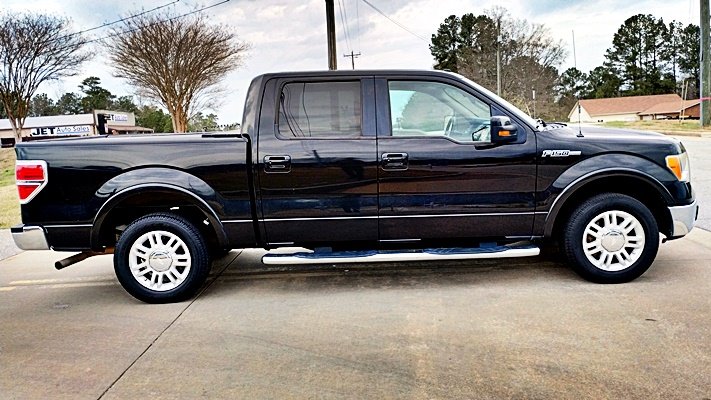 2010 Ford F-150 XLT photo