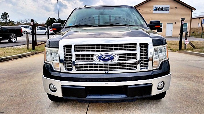 2010 Ford F-150 XLT photo