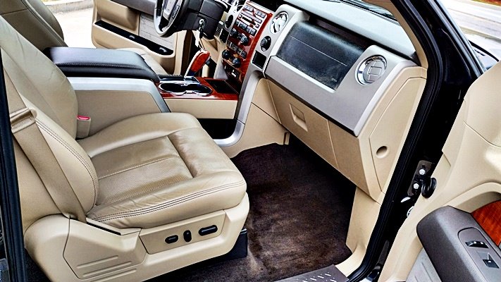 2010 Ford F-150 XLT photo