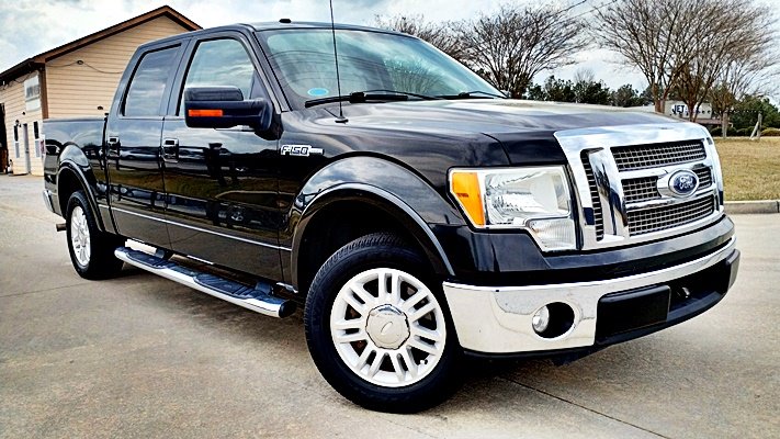 2010 Ford F-150 XLT photo