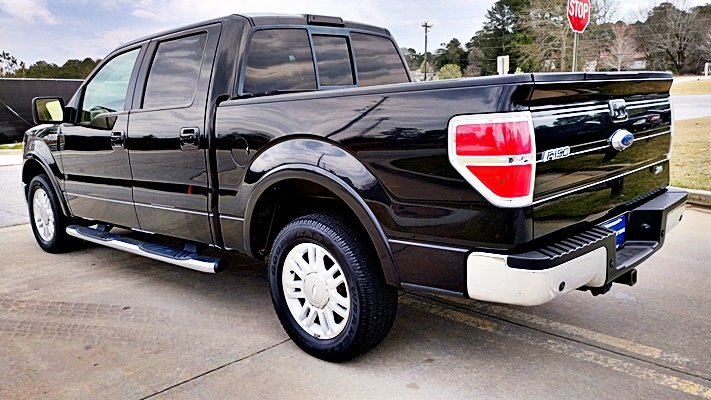 2010 Ford F-150 XLT photo