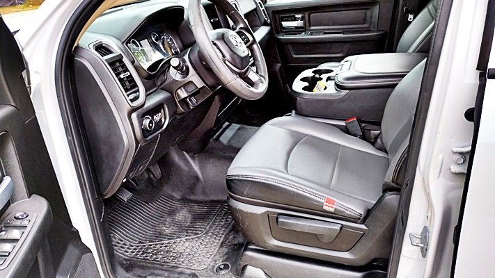 2019 RAM 3500 Tradesman photo