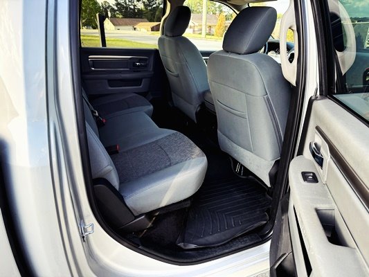 2018 RAM 1500 SLT photo