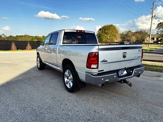 2018 RAM 1500 SLT photo